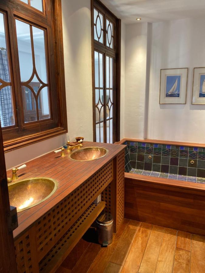 Riviera Dreams Of Life Bed & Breakfast Nice Bagian luar foto